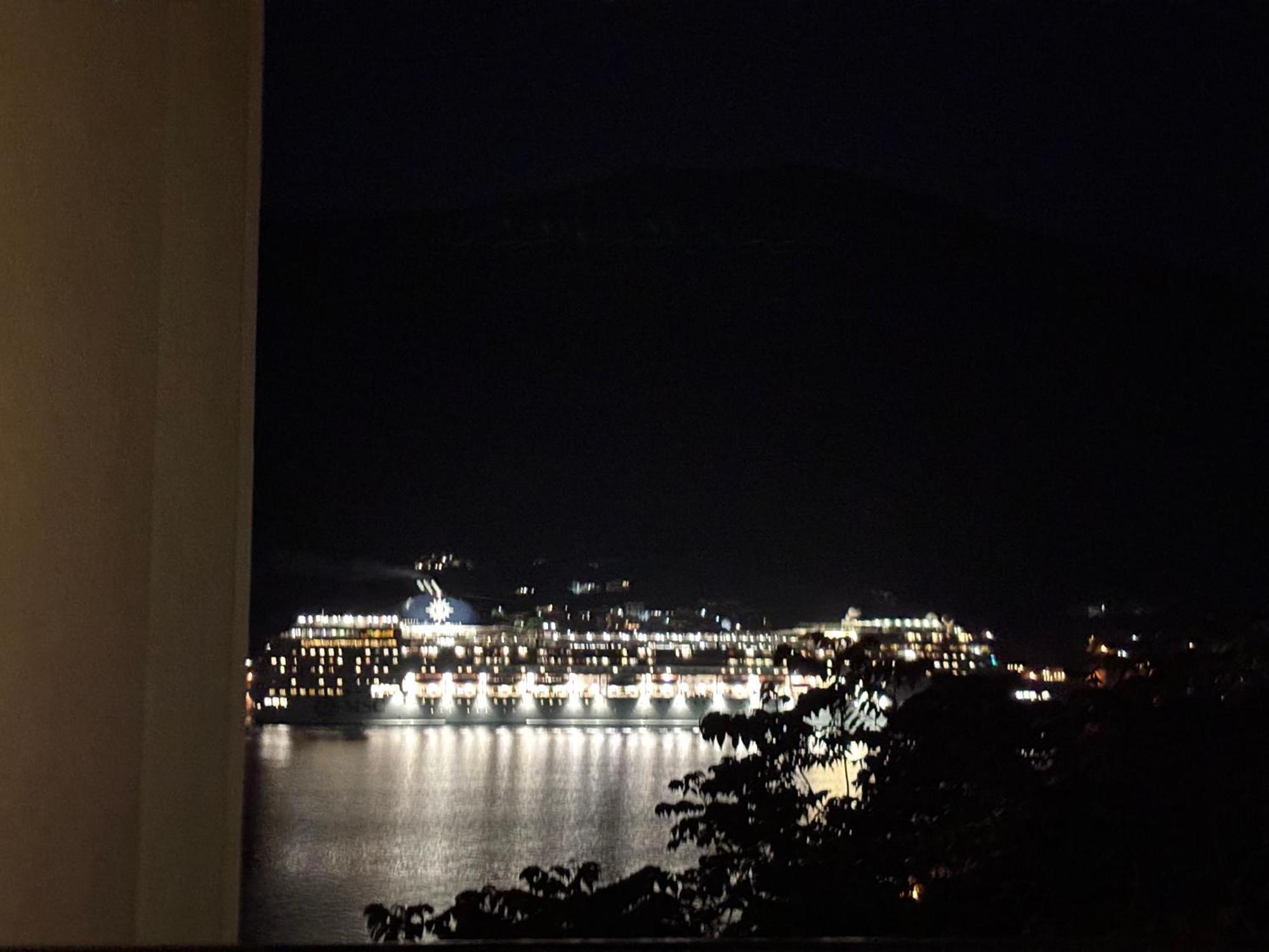 Modern Seaside Apartment With Balcony Tale Apartment Kotor Zewnętrze zdjęcie